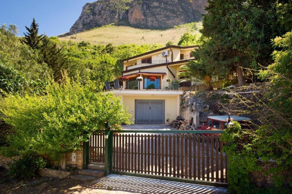 Villa Stefania Кастеламаре дел Голфо Екстериор снимка